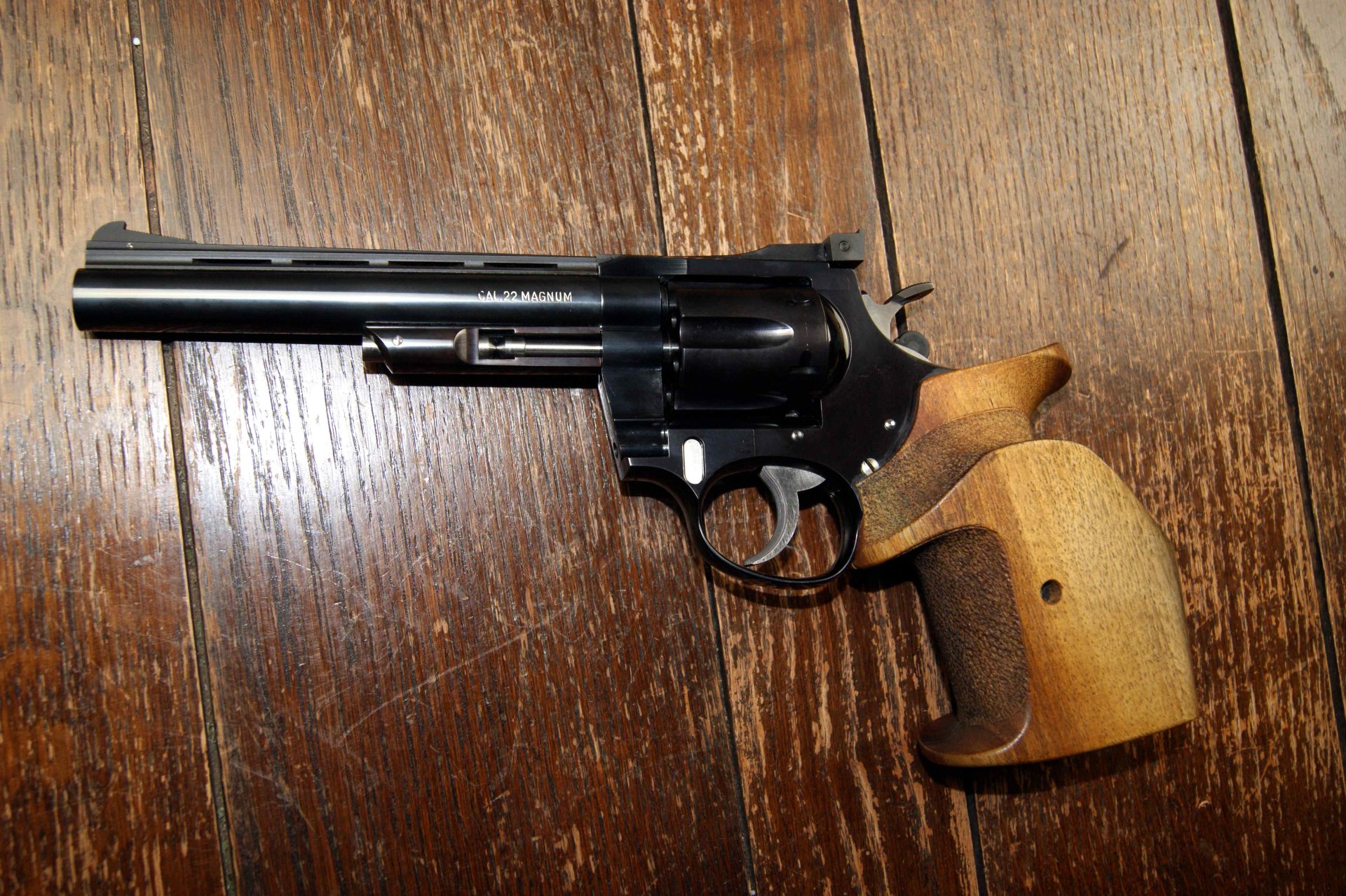 Korth Revolver Kaliber .22Win.Mag + .22lr – Bild 1