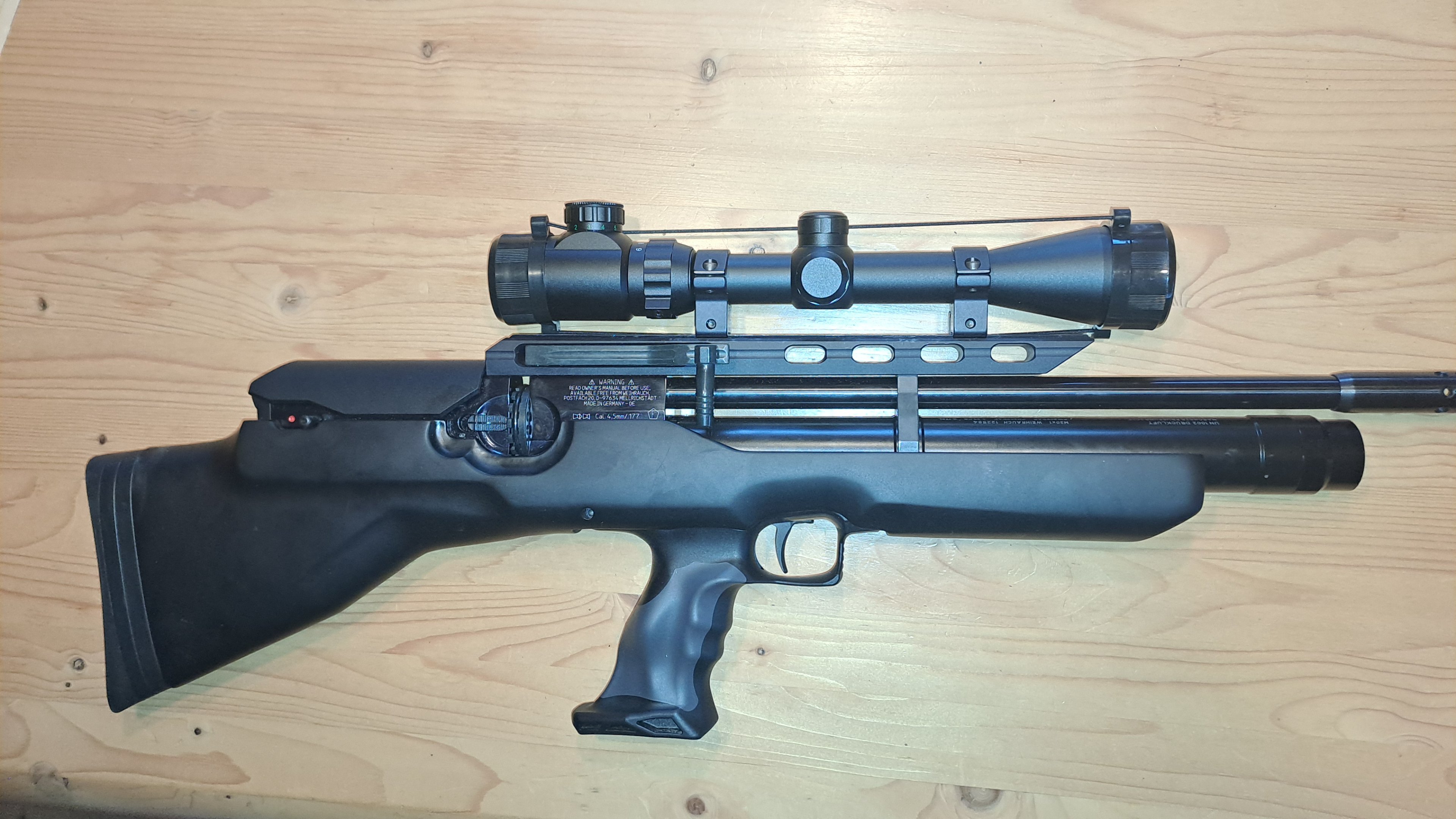 Weihrauch HW 100 4,5 mm Bullpup – Bild 1