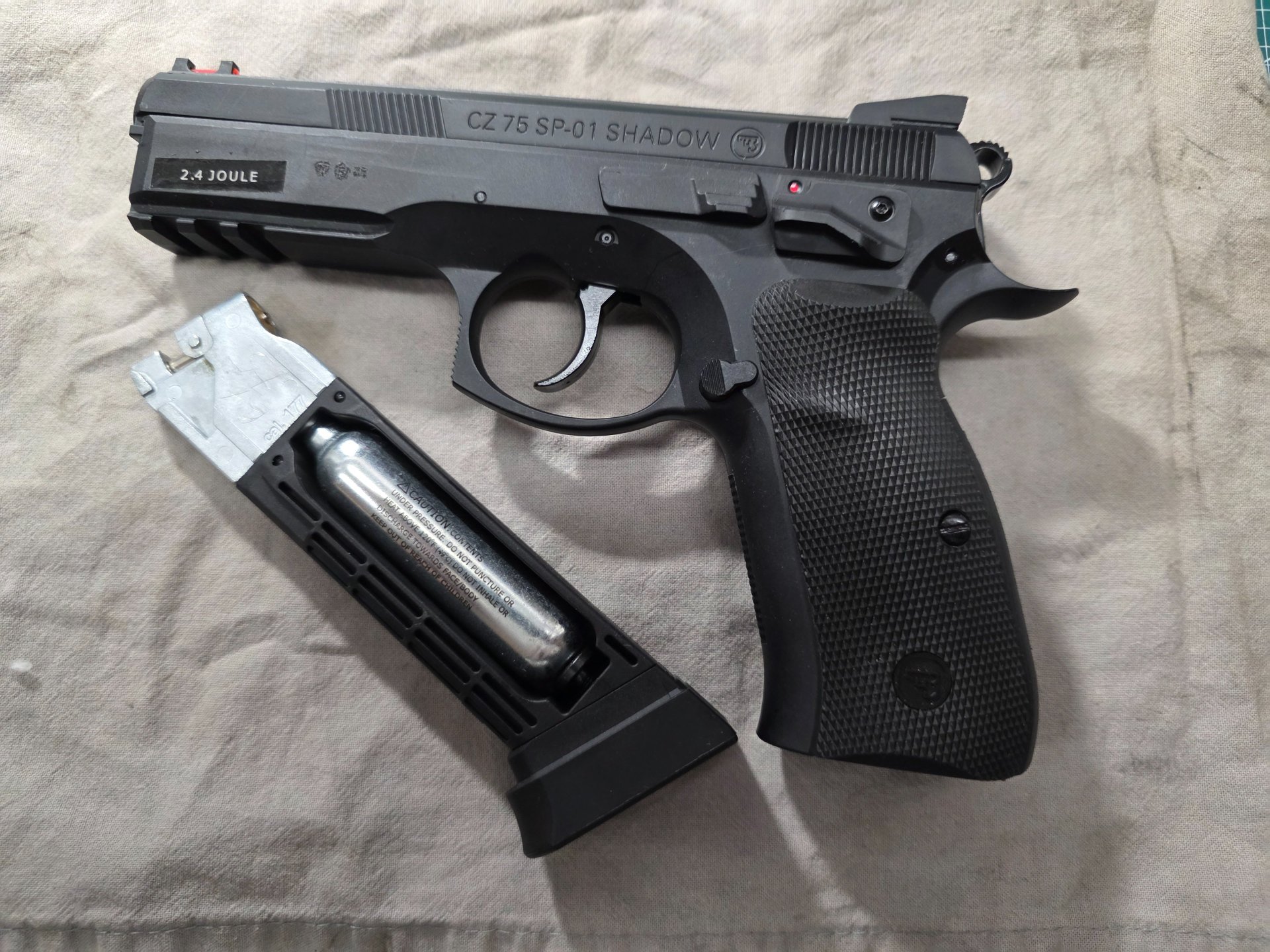 CZ Co2-Pistole SP-01 Shadow – Bild 1