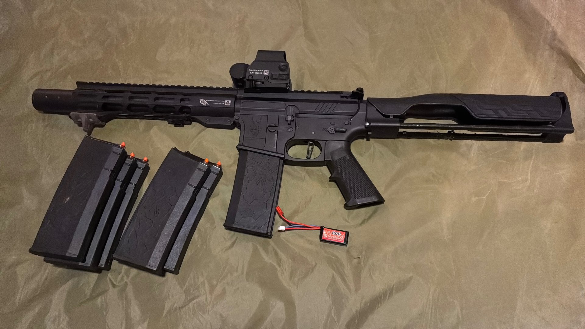Wolverine Airsoft HPA M4 – 2Joule – 4 HPA-Flaschen – 6 Magazine – Optik & Zubehör – Bild 1