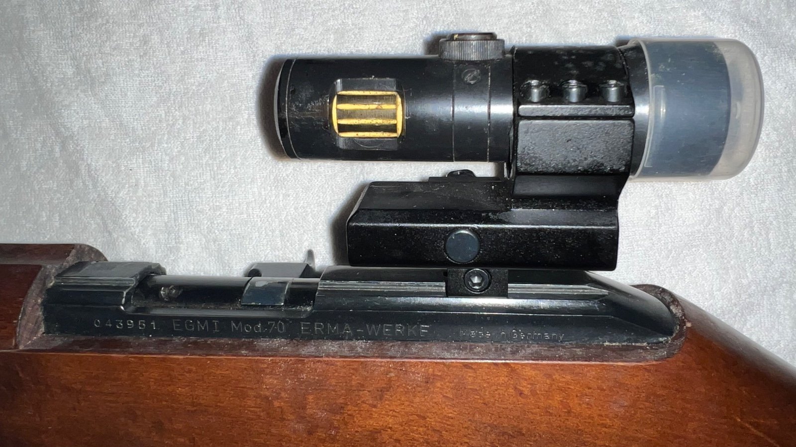 ERMA EG M1 Mod. 70 - Kal. .22 lr - US M1 Carbine Look - Inkl. Rotpunktvisier – Bild 3