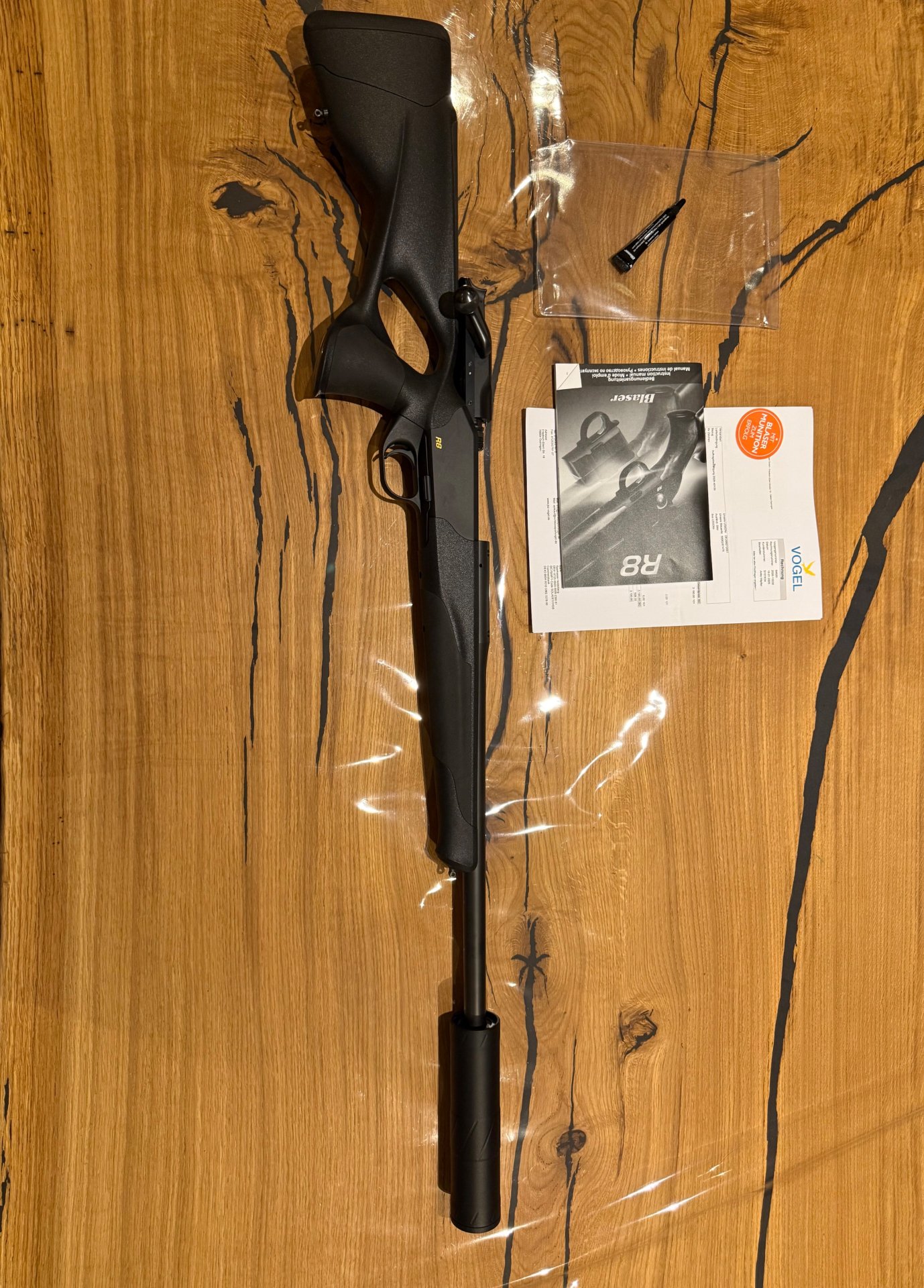 Blaser R8 Ultimate Black Edition, Unikat Drahthaar mit Metall Kammergriffkugel, Semi Weight Lauf – Bild 1