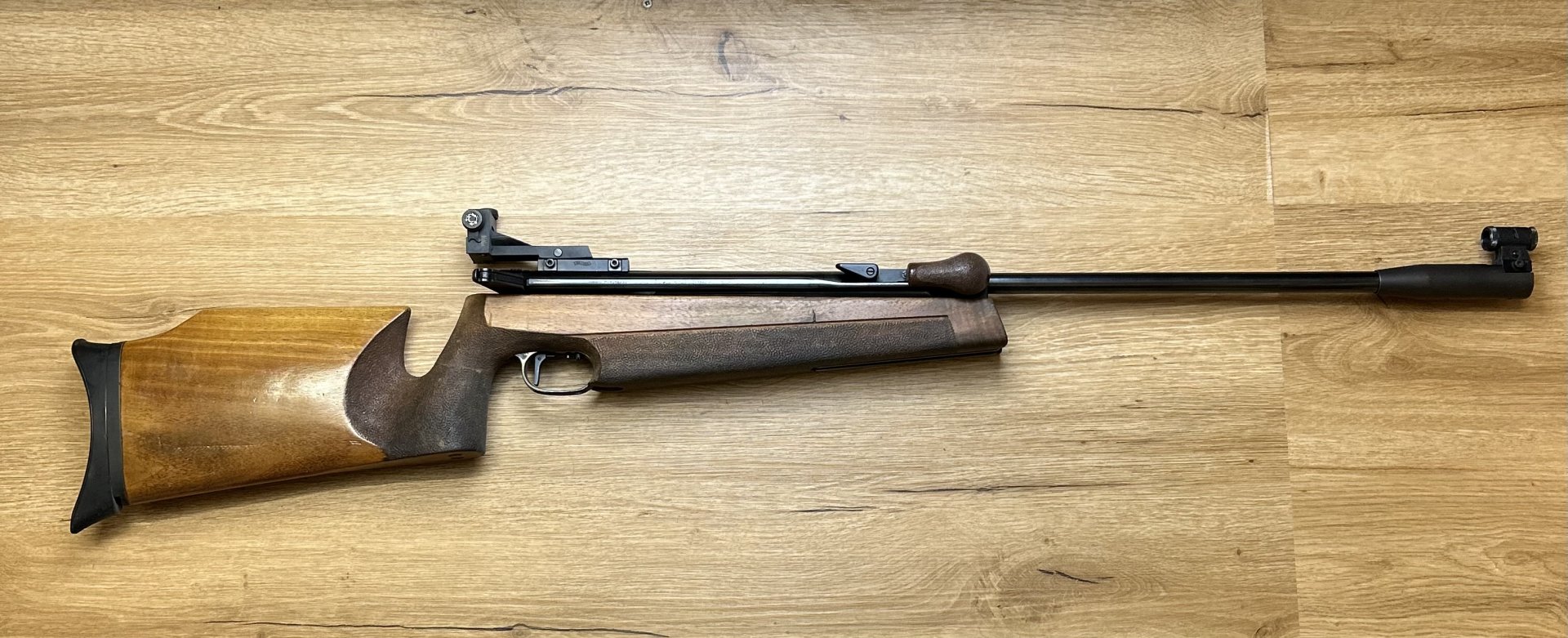 Walther LGR Match Luftgewehr "DEFEKT. baut keinen Druck auf" – Bild 1