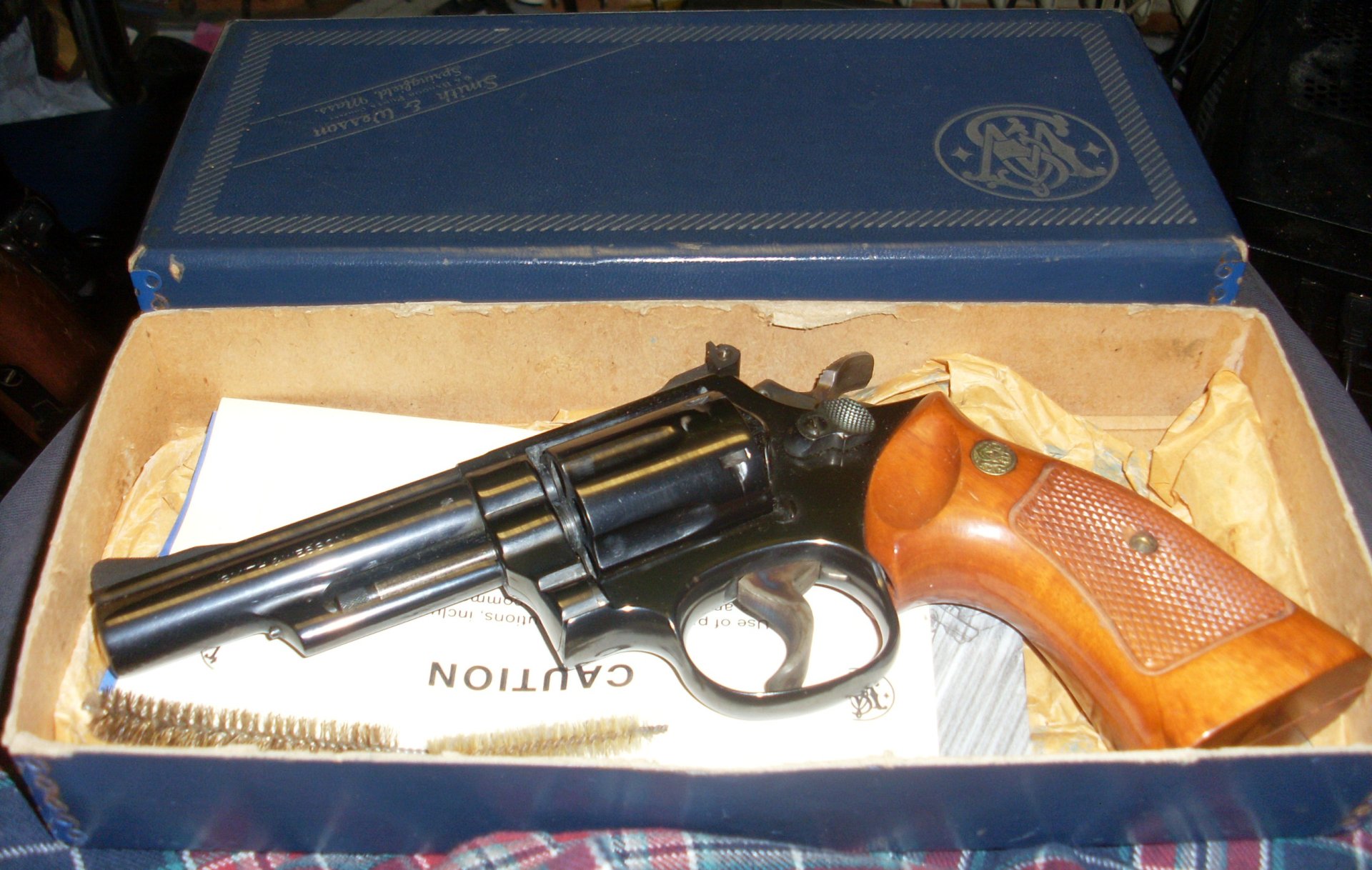 Smith & Wesson Revolver 357 Mag Mod 19 ,4 Zoll Lauf TOP orginalverpackt – Bild 1