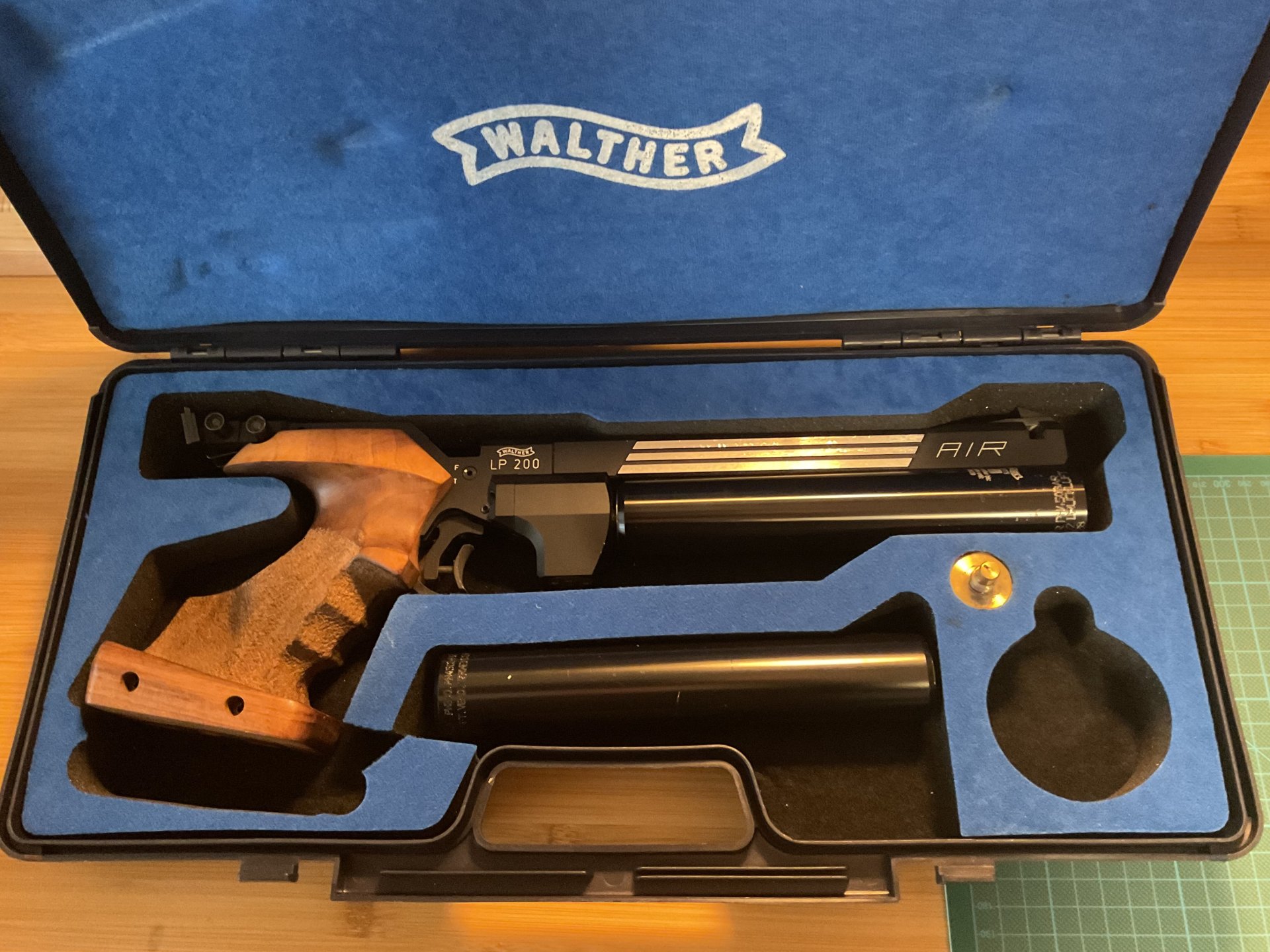 Walther LP 200 – Bild 1