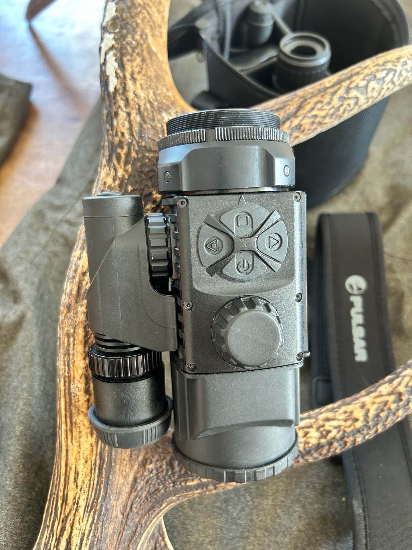 Pulsar Forward FN155, dual use, wie neu – Bild 3