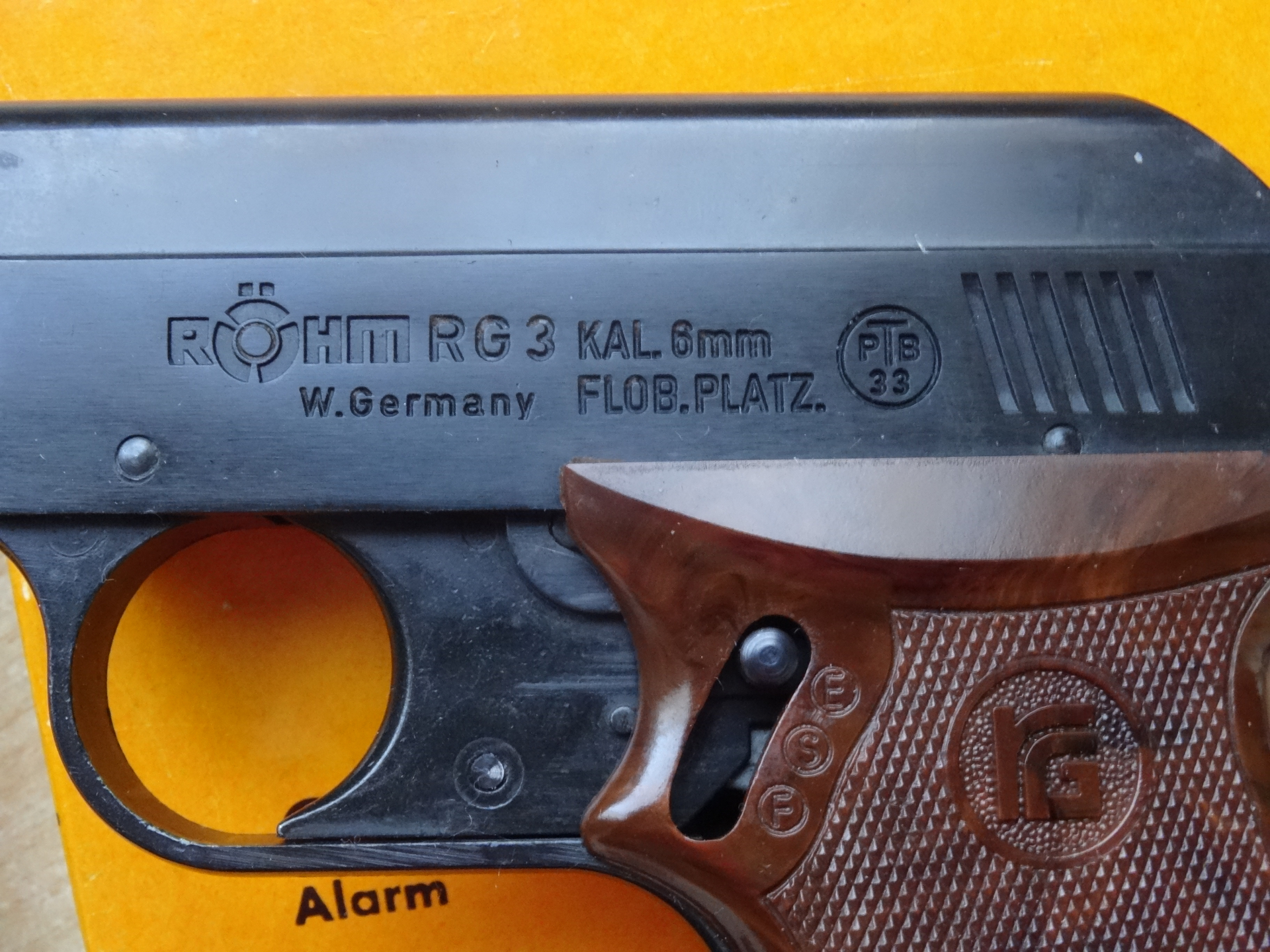 Original Röhm RG 3-Kal 6mm-mit ZUBEHÖR – Bild 3