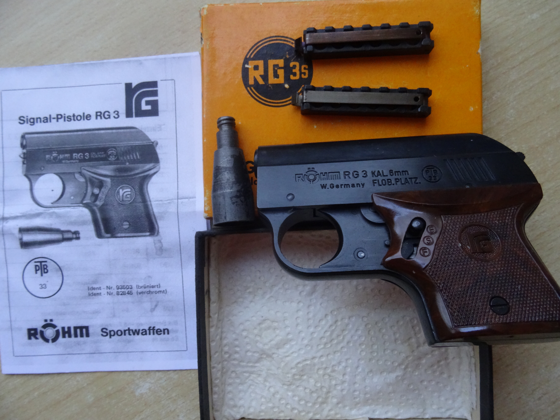 Original Röhm RG 3-Kal 6mm-mit ZUBEHÖR – Bild 1