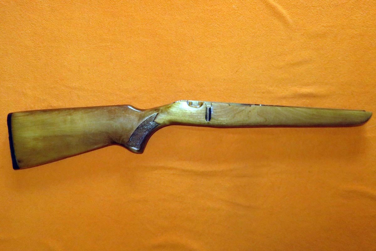 Gewehrschaft Original Baikal TOZ 17 KK-Schaft Holz ungenutzt mit Original-Werksfinish für KK Büchse – Bild 1