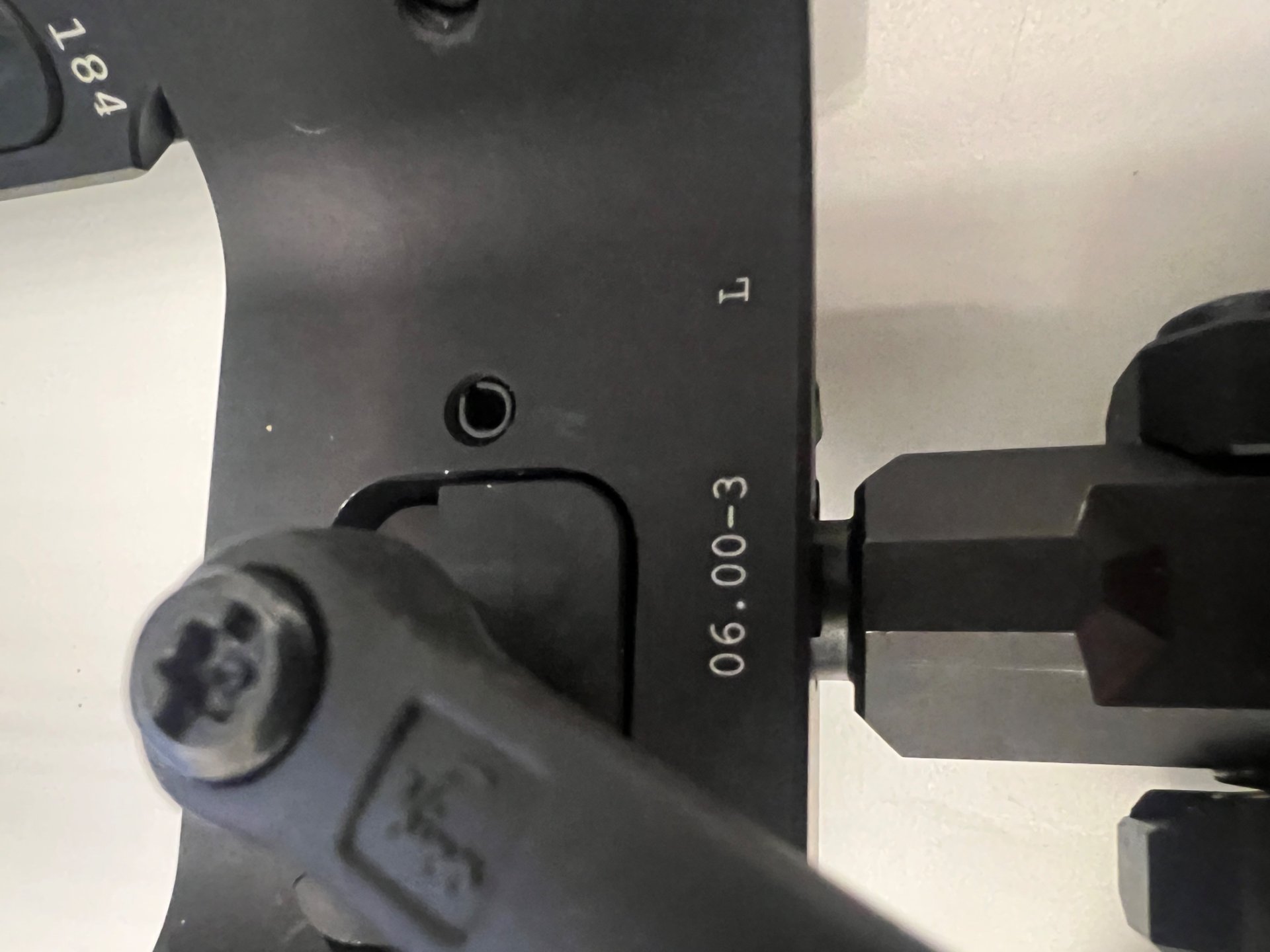 Fortmeier Zweibein H 184 inkl. Picatinny-Adapter 6 Uhr - 5-Fach verstellbar, klappbar – Bild 2
