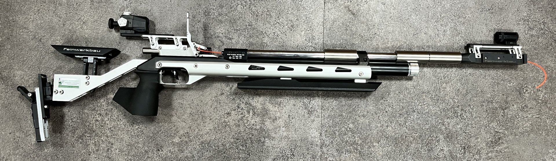 FWB 800 Aluminiumschaft silber rechts – Match Pressluftgewehr – Bild 1