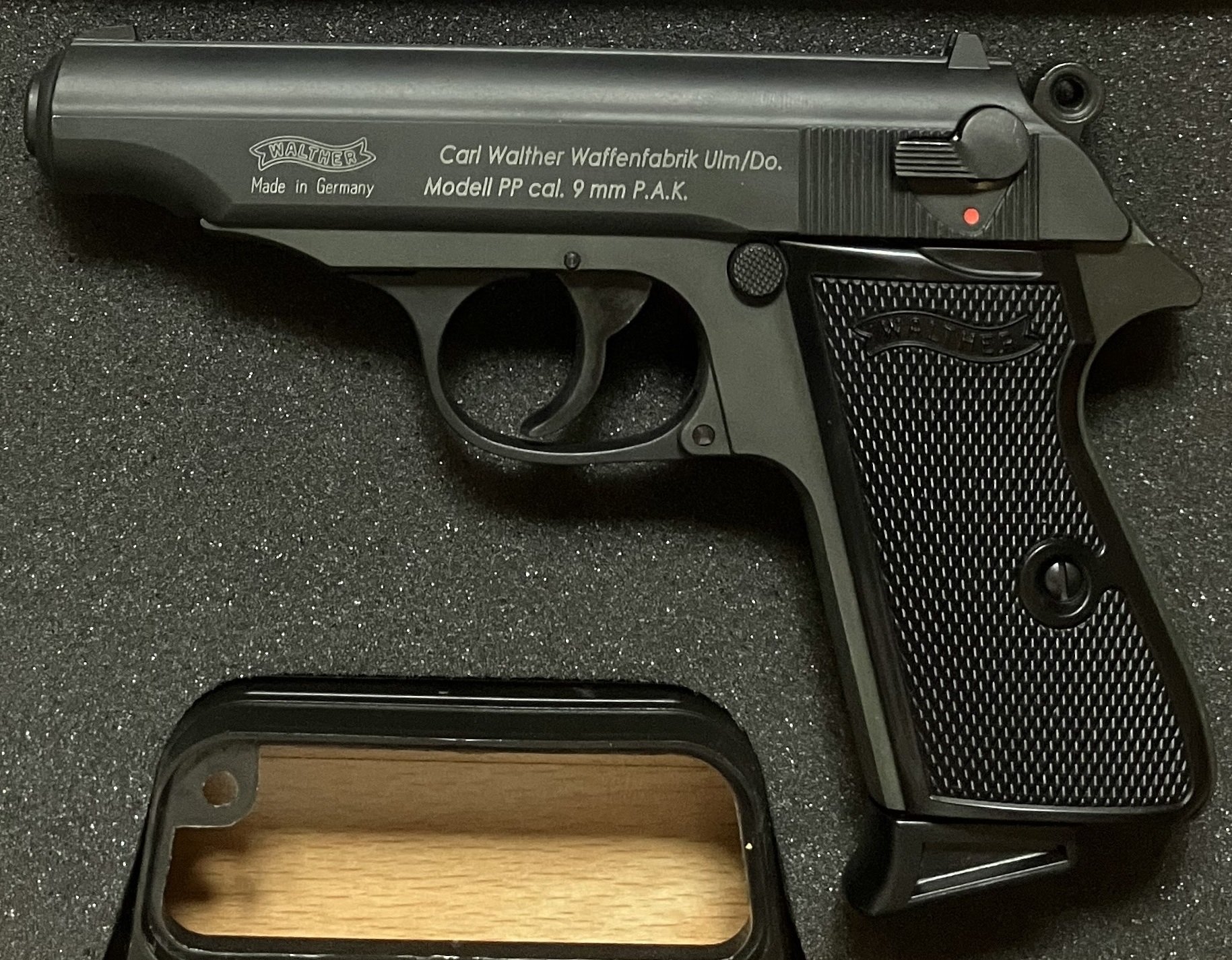 SUPER Walther PP 9mm P.A.K. mit Seltenheit + Ersatzmagazin – Bild 1