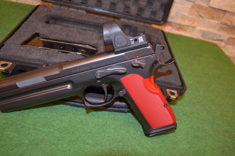 FK Brno FieldPistol Kaliber: 7,5mmFK (limitierte Auflage)inkl. Trijicon SRO Red-Dot 1.0MOA ADJ schw – Bild 4