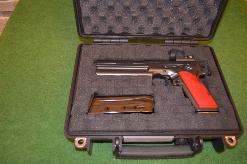 FK Brno FieldPistol Kaliber: 7,5mmFK (limitierte Auflage)inkl. Trijicon SRO Red-Dot 1.0MOA ADJ schw – Bild 2