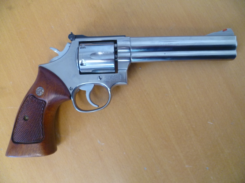 Revolver Smith & Wesson 686-3 .357 Magnum – imagem 2