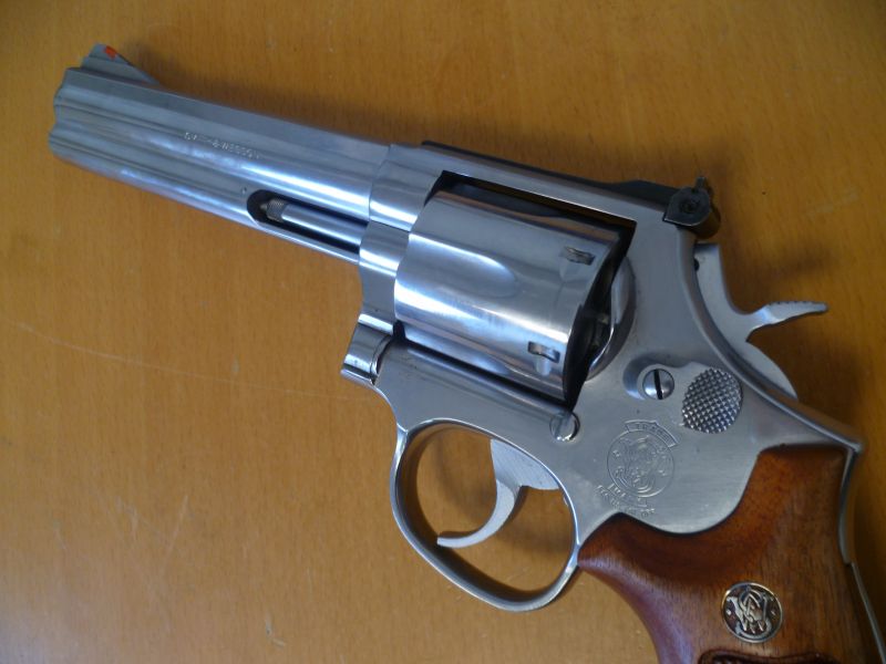 Revolver Smith & Wesson 686-3 .357 Magnum – imagem 3
