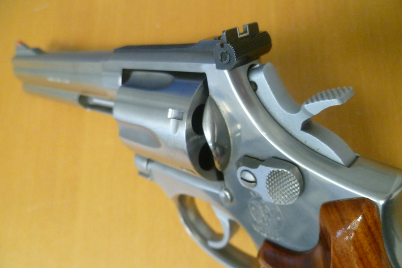 Revolver Smith & Wesson 686-3 .357 Magnum – immagine 4