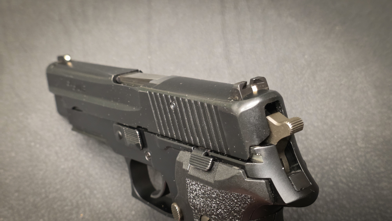 Pistole SIG Sauer P226 AL DAO Kaliber 9mmLuger - deutsche Fertigung – immagine 3