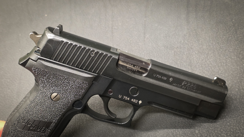 Pistole SIG Sauer P226 AL DAO Kaliber 9mmLuger - deutsche Fertigung – immagine 4