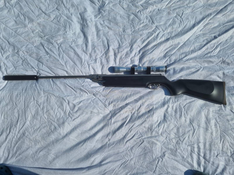 Weihrauch HW 35 Black Silence, Luftgewehr – image 2