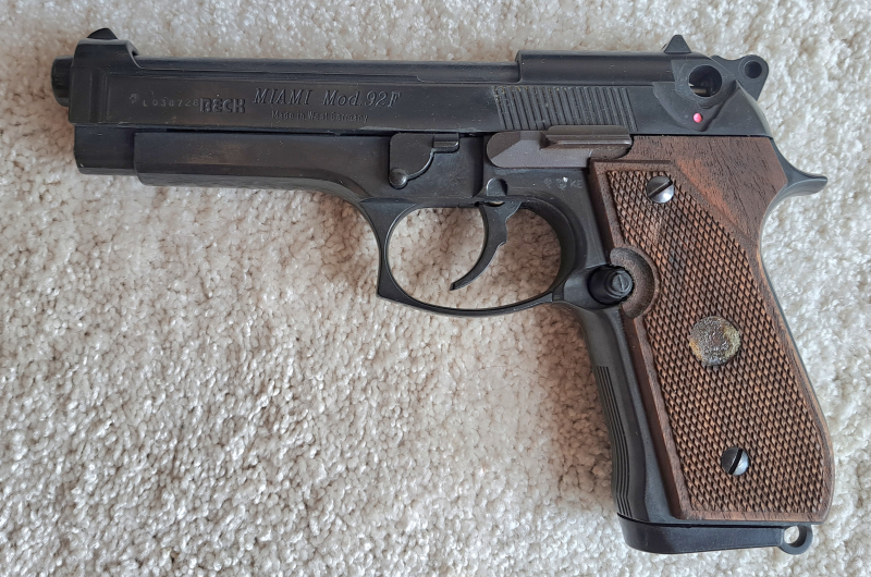 Reck Miami Mod.92 F Cal 9mm P.A.K Defekt – Bild 3