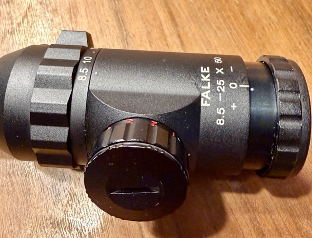 Falke 8,5-25 x 50 TAC Zielfernrohr MilDot – Bild 2