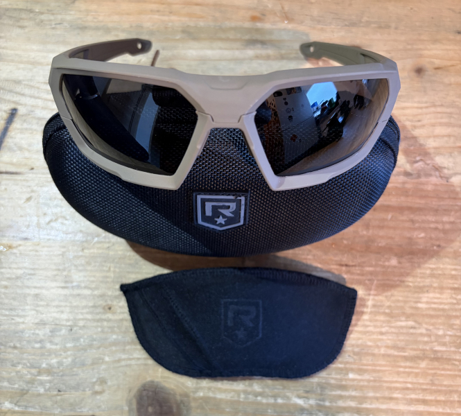 Revision ballistische Sonnenbrille SHADOWSTRIKE - Deluxe Kit Coyote - Gläser Gelb, Klar, Grau – Bild 3