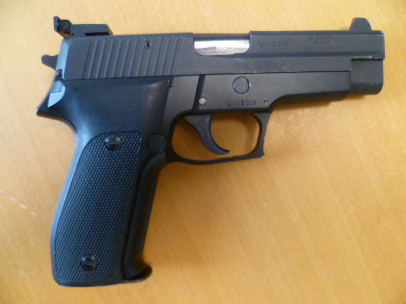 Pistole SIG Sauer P226 9mm Luger – Bild 2