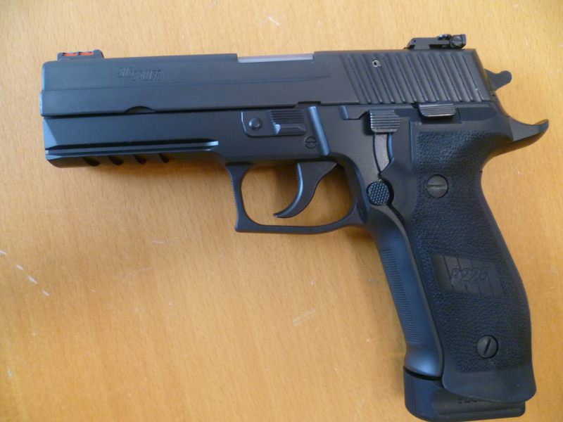 Pistole SIG Sauer P226 LDC II Tacops 9mm Luger – Bild 2
