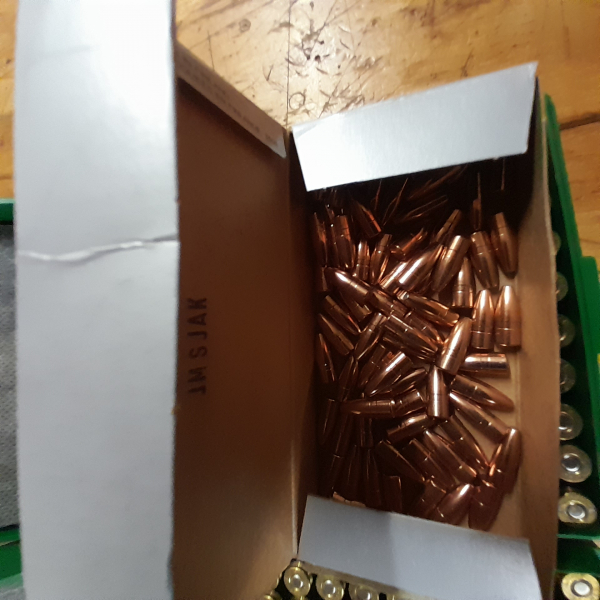 Konvolut 250 Hülsen 222 Rem mit Box und 72 Geschosse Lapua – image 5