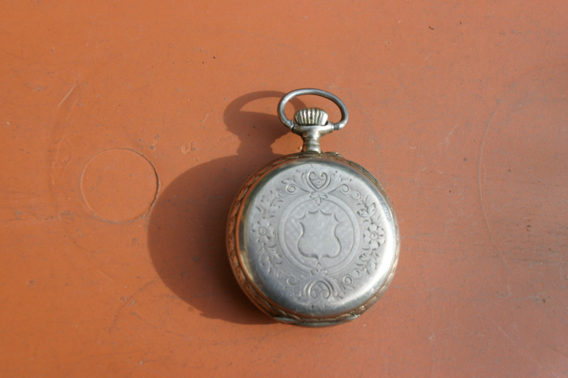 Silberne Taschenuhr mit röm. Ziffern – Bild 2