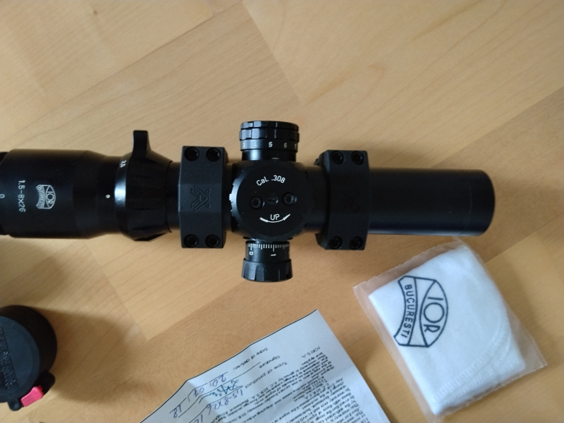 IOR Bucaresti 1.5-8X26 Militärglas mit MRAD absehen und Montage – Bild 3