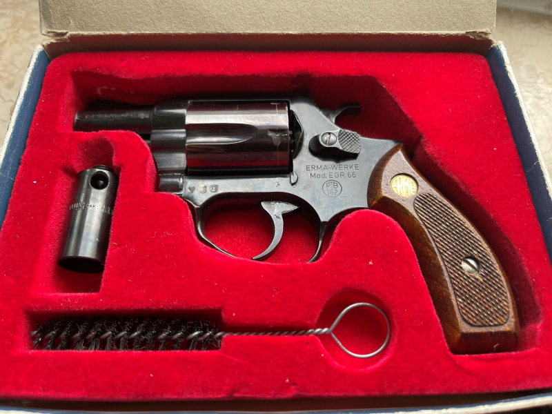 Erma EGR66, Schreckschuss Revolver, 9mmRK, brüniert – Bild 4