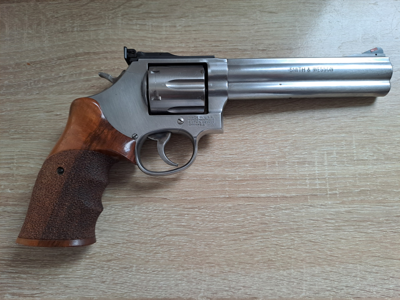 Revolver Smith&Wesson 686-6 .357 mag. – imaginea 2