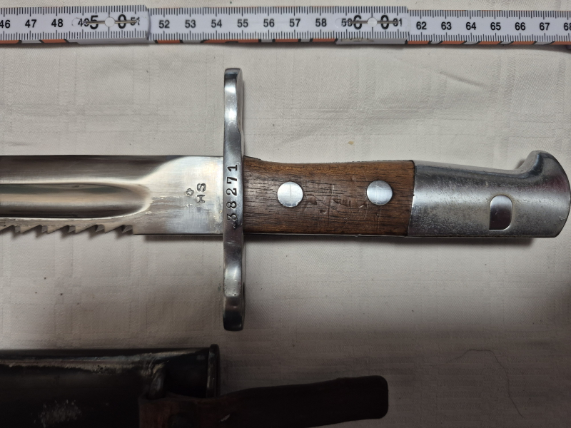 Bajonett/Faschinenmesser Schweiz mit Säge – Bild 2