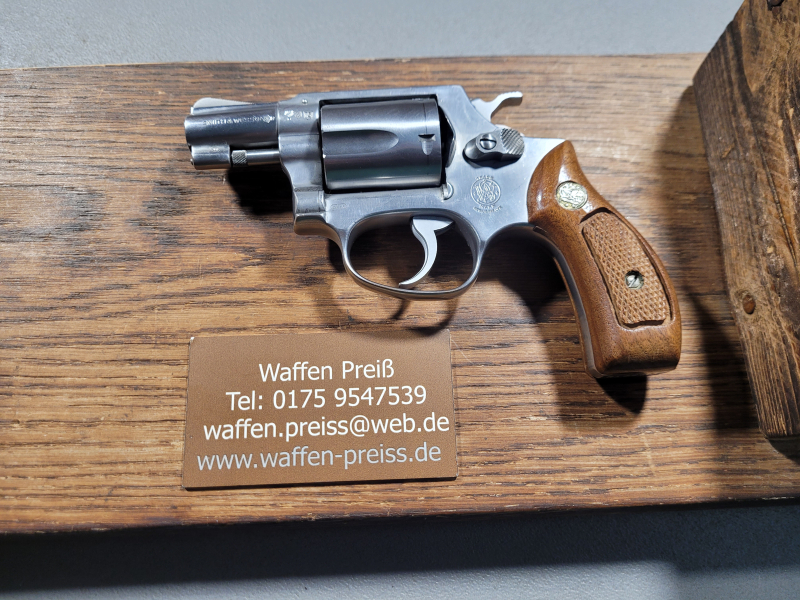 Smith & Wesson Revolver .38 Special Mod. 80 Stainless – immagine 2