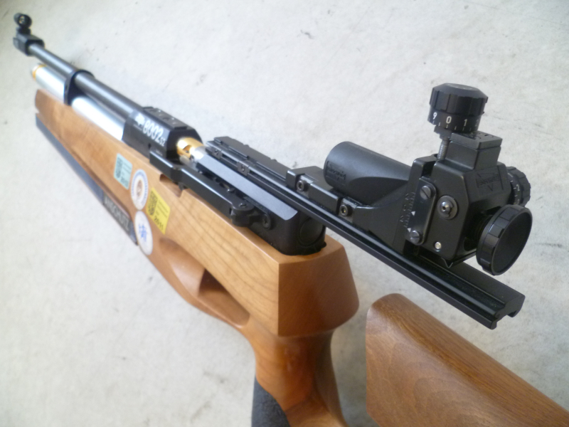 Matchluftgewehr Anschütz 8002 S2 – Bild 2
