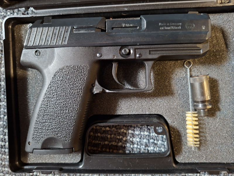 IWG SP15 Schreckschusspistole USP & P8 Nachbau 9 mm Knall Pak – immagine 2