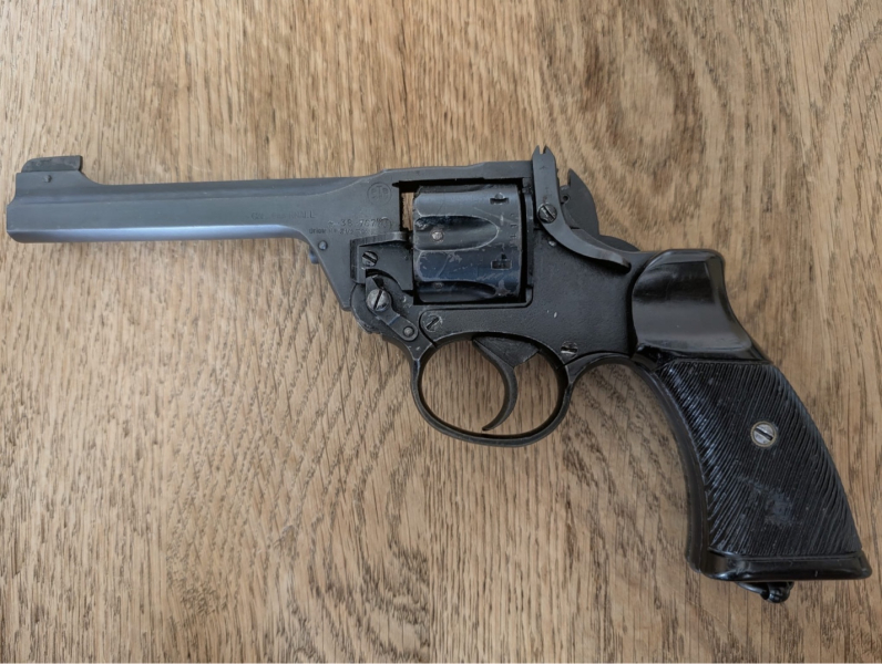 Original Enfield Revolver in 9mm Knall – Bild 2