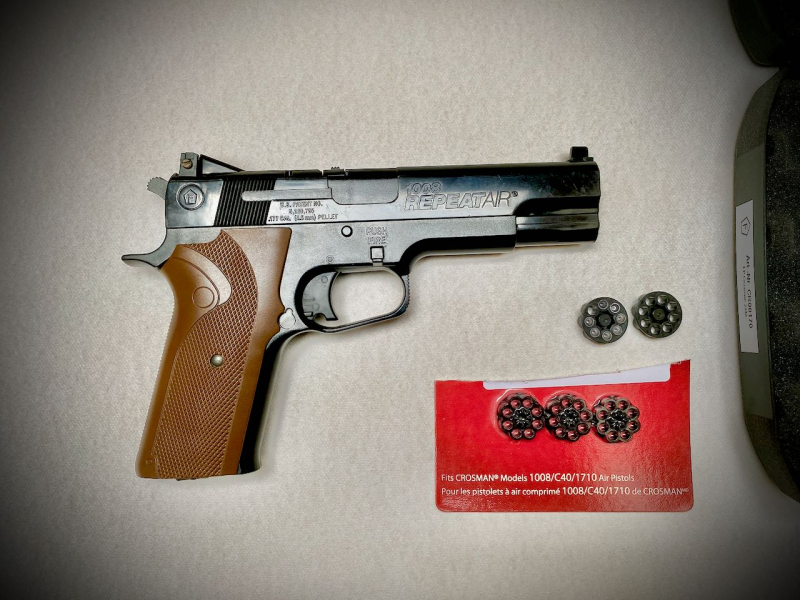 CROSMAN 1008 REPEATAIR CO2-SEMIAUTOMATIK -- Rarität -- – Bild 3