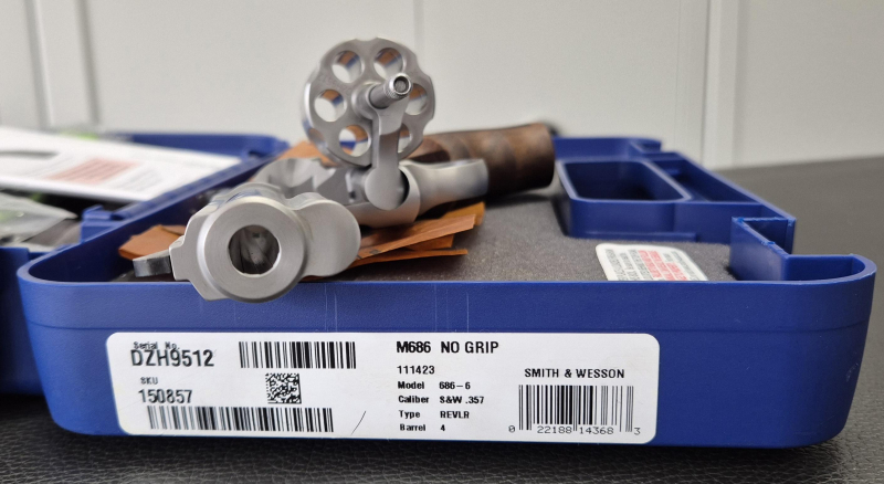 Revolver Smith & Wesson Mod. 686-6 Security Special absolut neuwertig und ungeschossen! – stampa 4