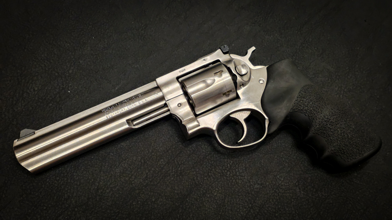 Revolver Ruger GP100 | .357 Magnum | 6" Lauf | Edelstahl | Hogue Griff | Bestzustand | Originalbox – Bild 3