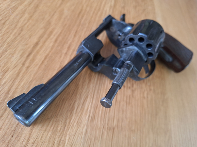 Arminius Revolver HW5 im Kaliber .22lr – zdjęcie 4