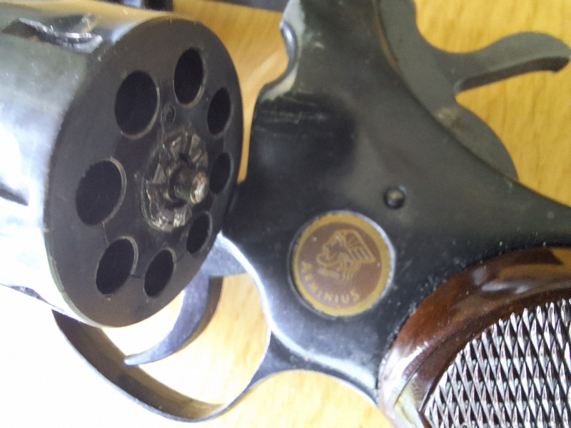 Arminius Revolver HW5 im Kaliber .22lr – zdjęcie 5