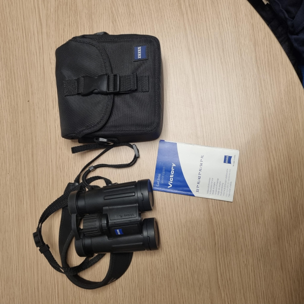 Zeiss Fernglas Victory 8x32 T FL – Bild 4