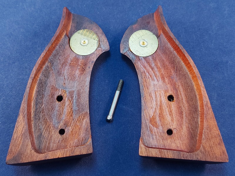 ERMA Holzgriffschalen / Griffschalen aus Holz für den EGR 66 / 66X und seine „scharfen“ Versionen – Bild 4