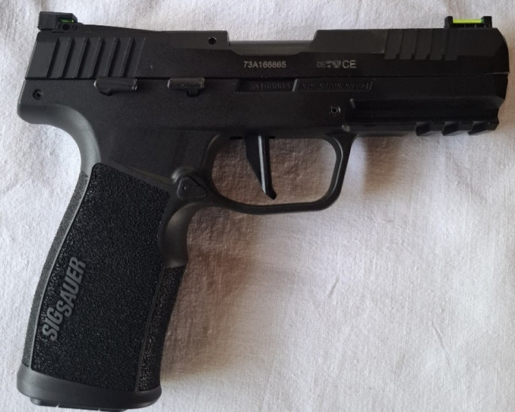 SIG Sauer P322 (.22 LR) - Top Zustand inkl. Zubehör & 20-Schuss Magazinen! Optic Ready! – Bild 3