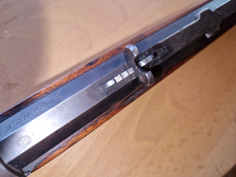 Winchester Model 92, Rifle 24", Kal. .25-20 – Bild 3