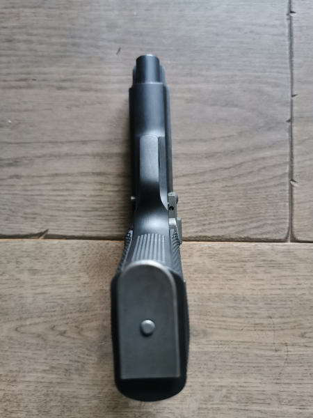 Star Firestar 9mm Luger Fangschusswaffe – Bild 3