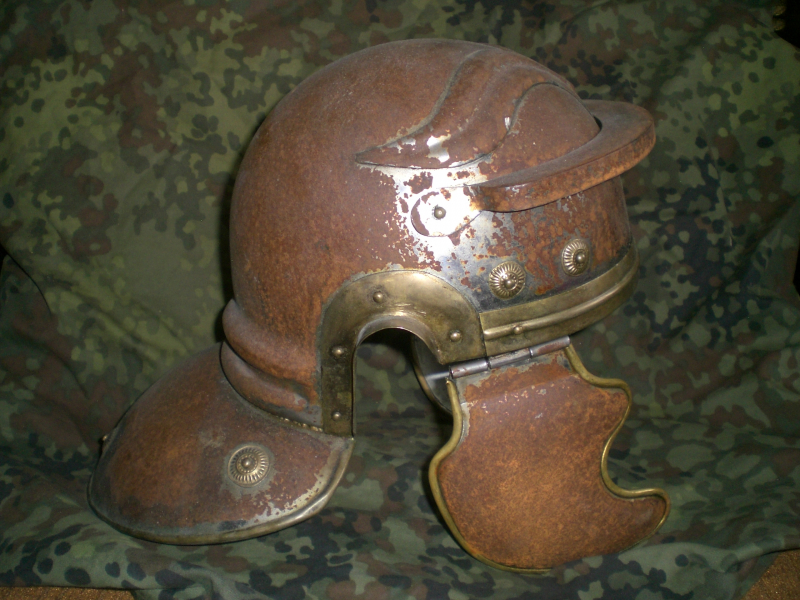abx Gealterter römischer Legionärs Helm – attēls 1